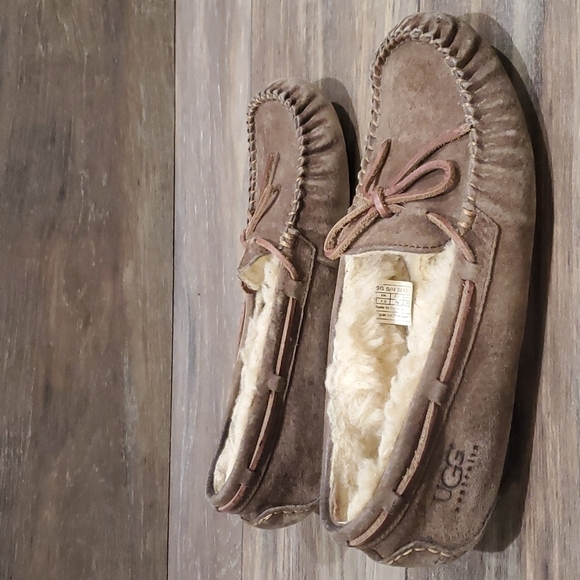 Ugg Dakota Women Suede Espresso Fur-Lined Loafers shoes flat slippers - Picture 2 of 16